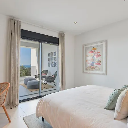 Mirador De Hills By Interhome * إِستيبونا