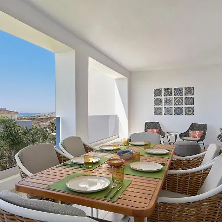 Mirador De Hills By Interhome * إِستيبونا