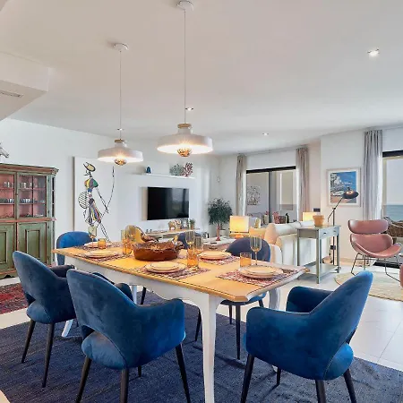 Mirador De Hills By Interhome * إِستيبونا